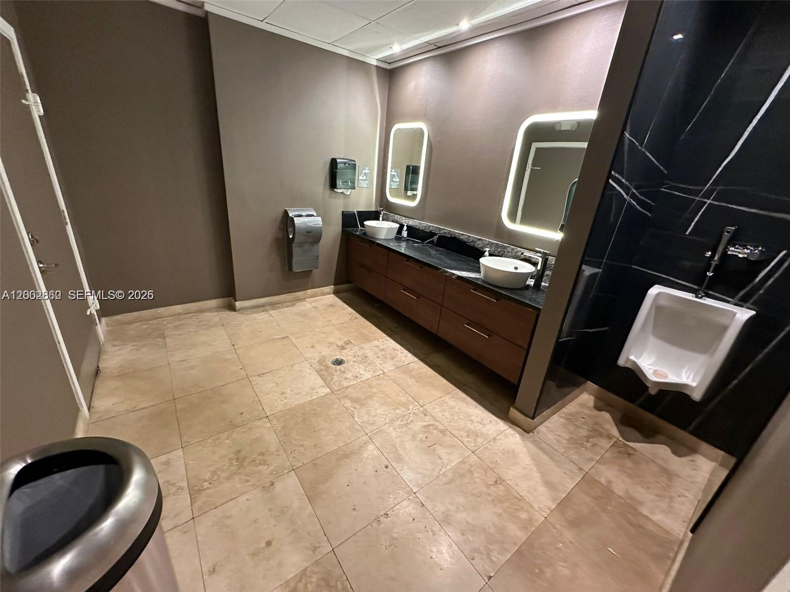   /   sq. ft. $ 2026-04-16 0 Photo