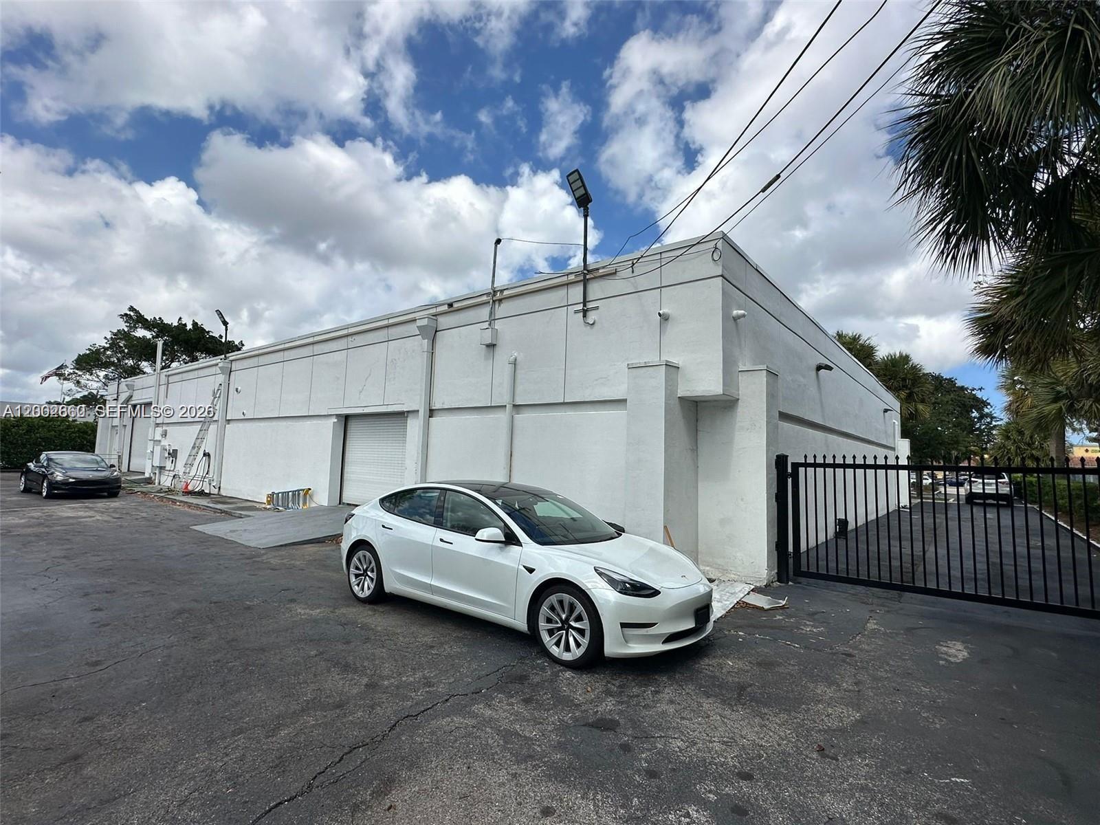   /   sq. ft. $ 2026-04-16 0 Photo