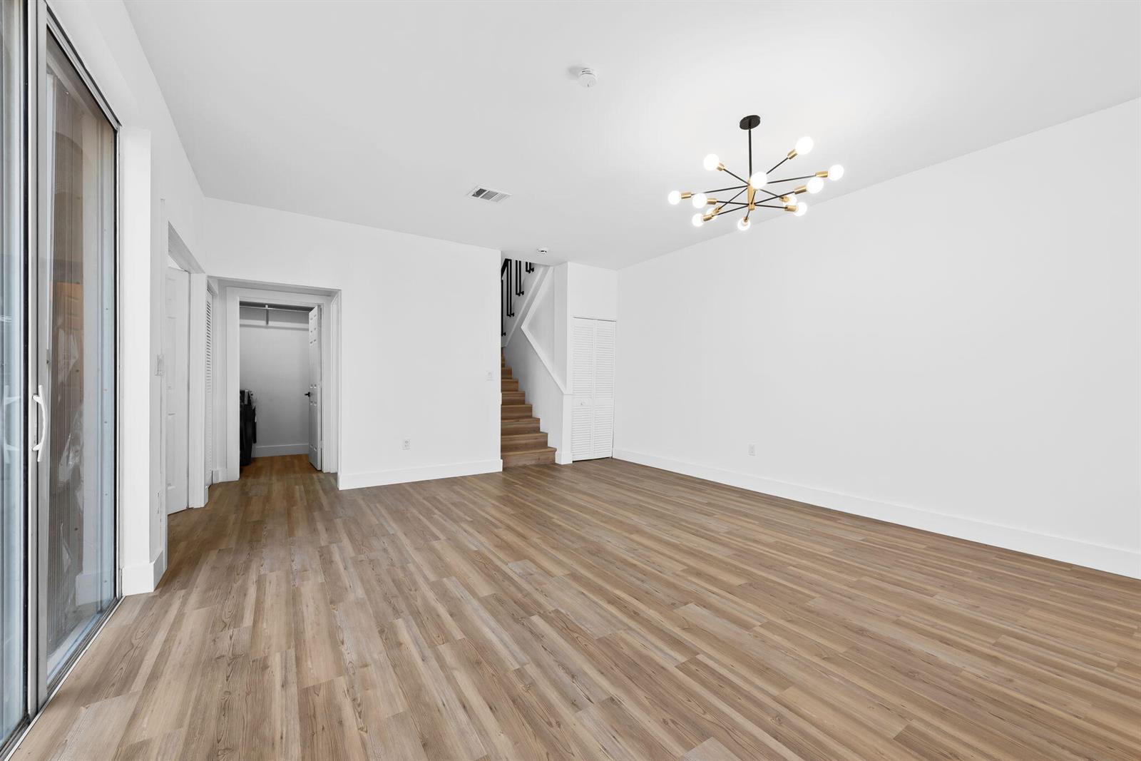 Photo of 1551 Seagrape  (1551), Hollywood, Florida, 33019 - 1551 s