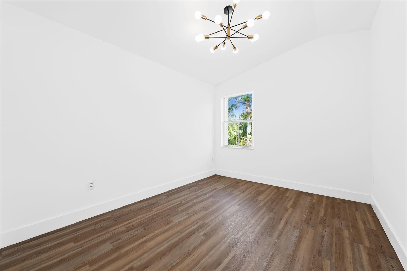 Photo of 1551 Seagrape  (1551), Hollywood, Florida, 33019 - 1551 p
