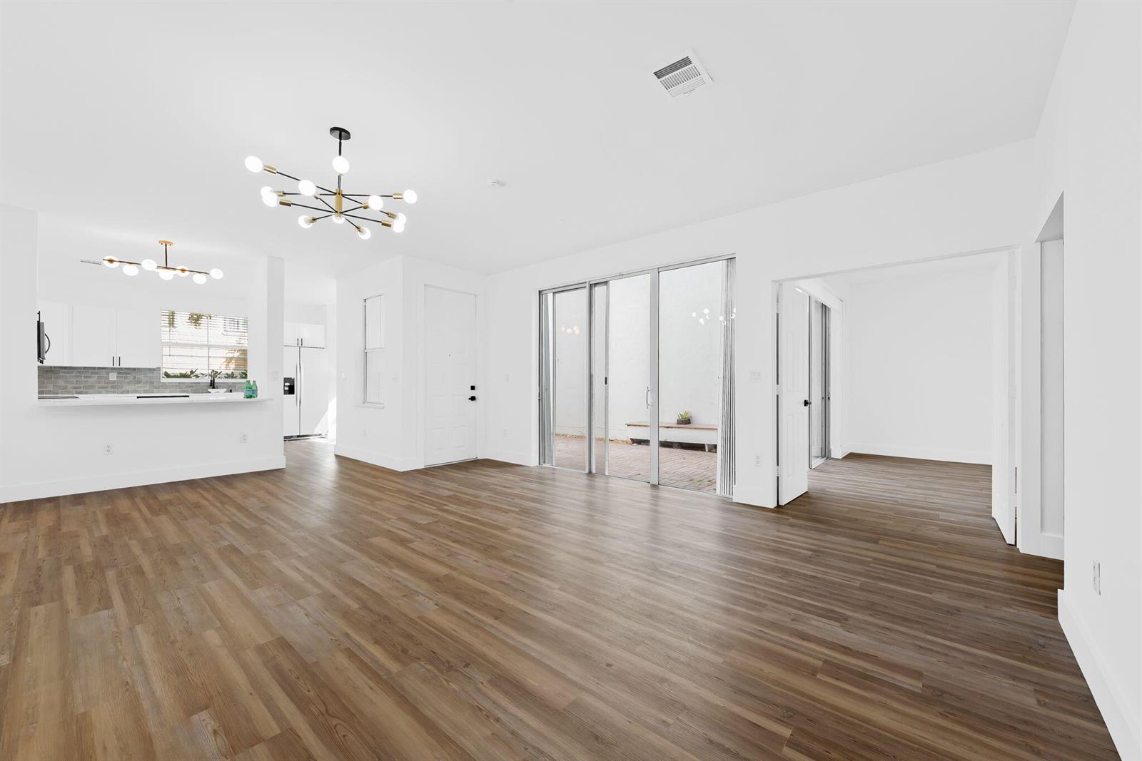 Photo of 1551 Seagrape  (1551), Hollywood, Florida, 33019 - 1551 u