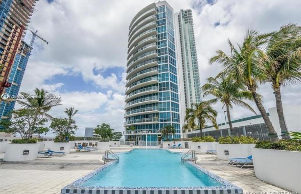 903 2 / 2 1007 sq. ft. $ 2026-04-16 0 Photo