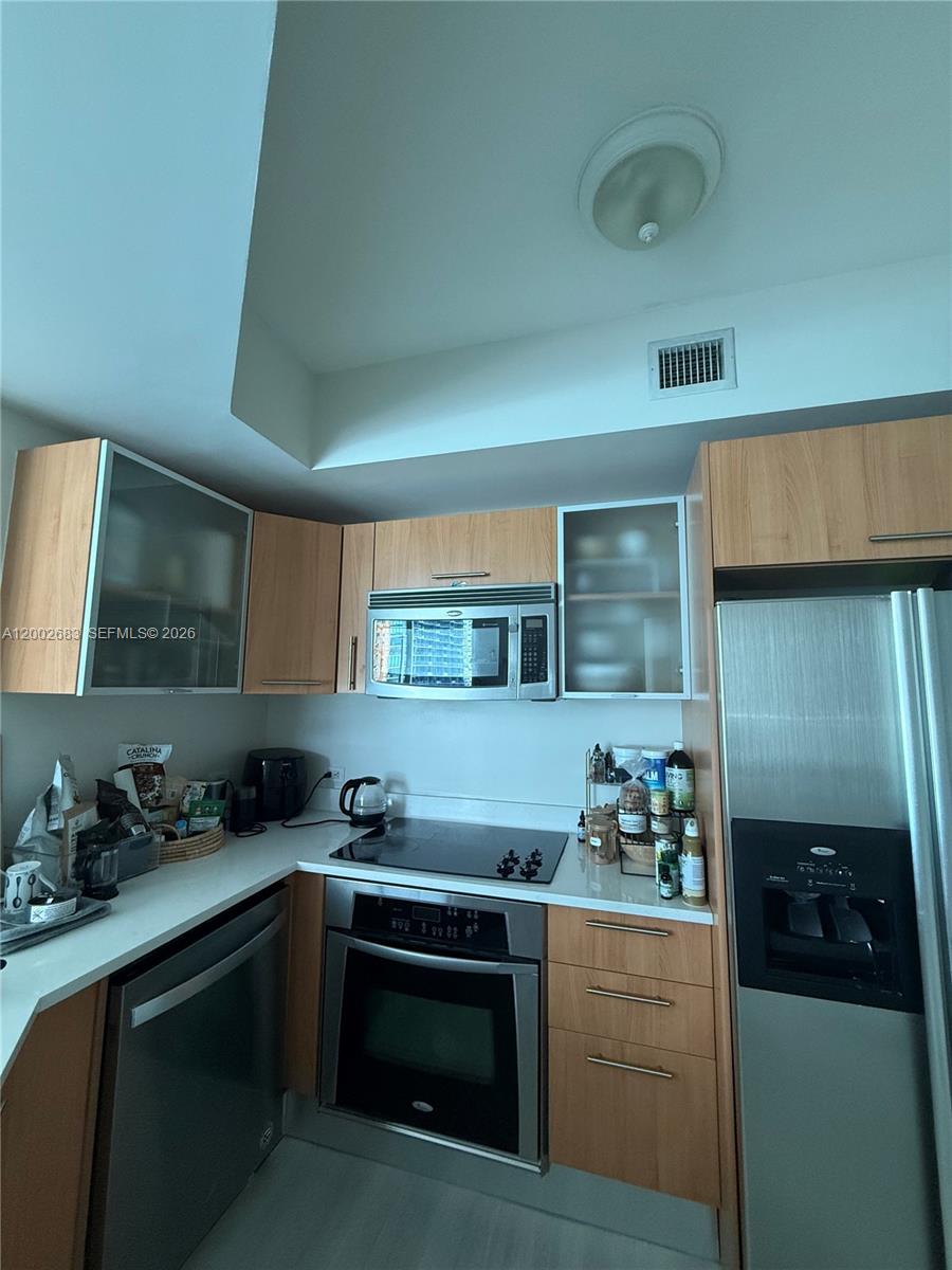 903 2 / 2 1007 sq. ft. $ 2026-04-16 0 Photo