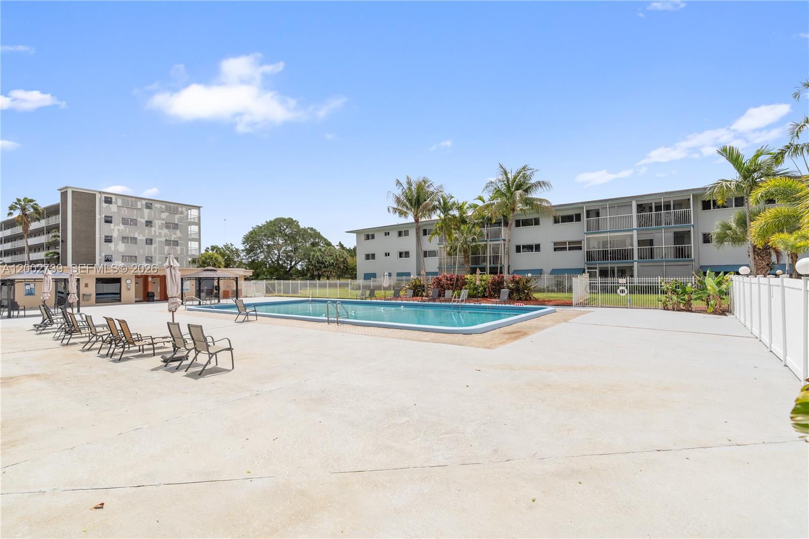 See details 214 2 / 2 899 sq. ft. $ 2026-04-29 0 Photo