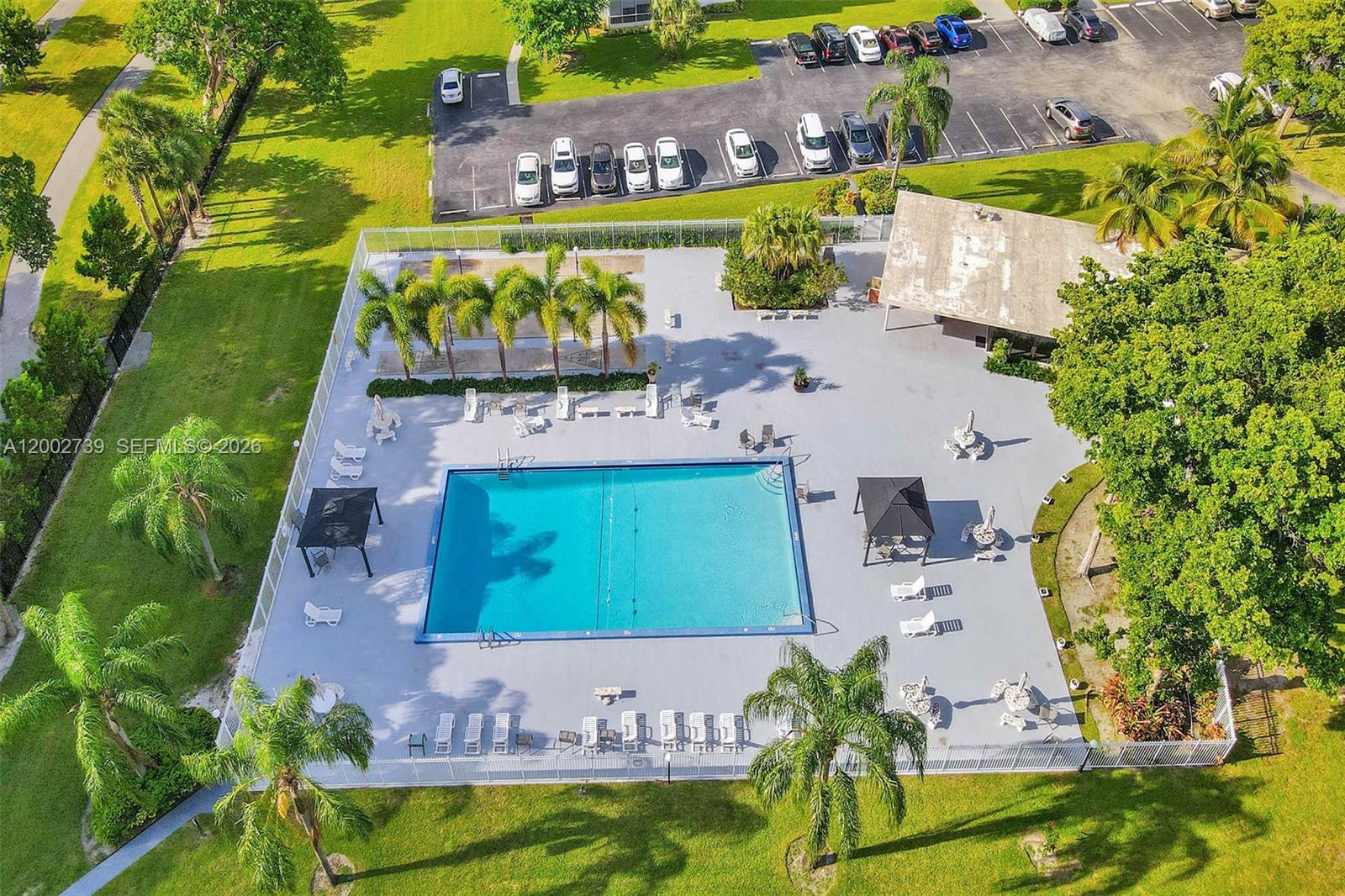 See details 214 2 / 2 899 sq. ft. $ 2026-04-29 0 Photo