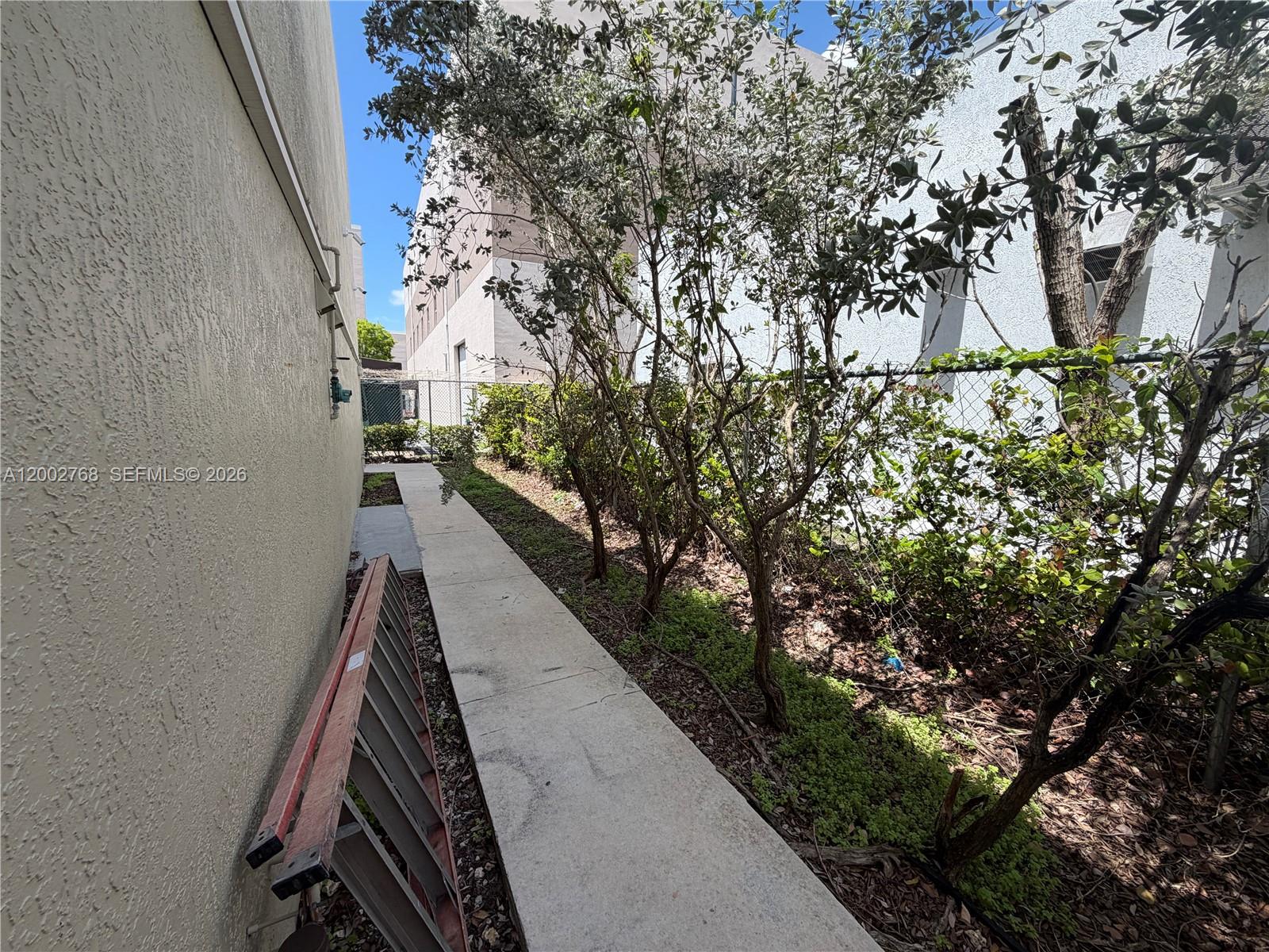   /   sq. ft. $ 2026-04-16 0 Photo