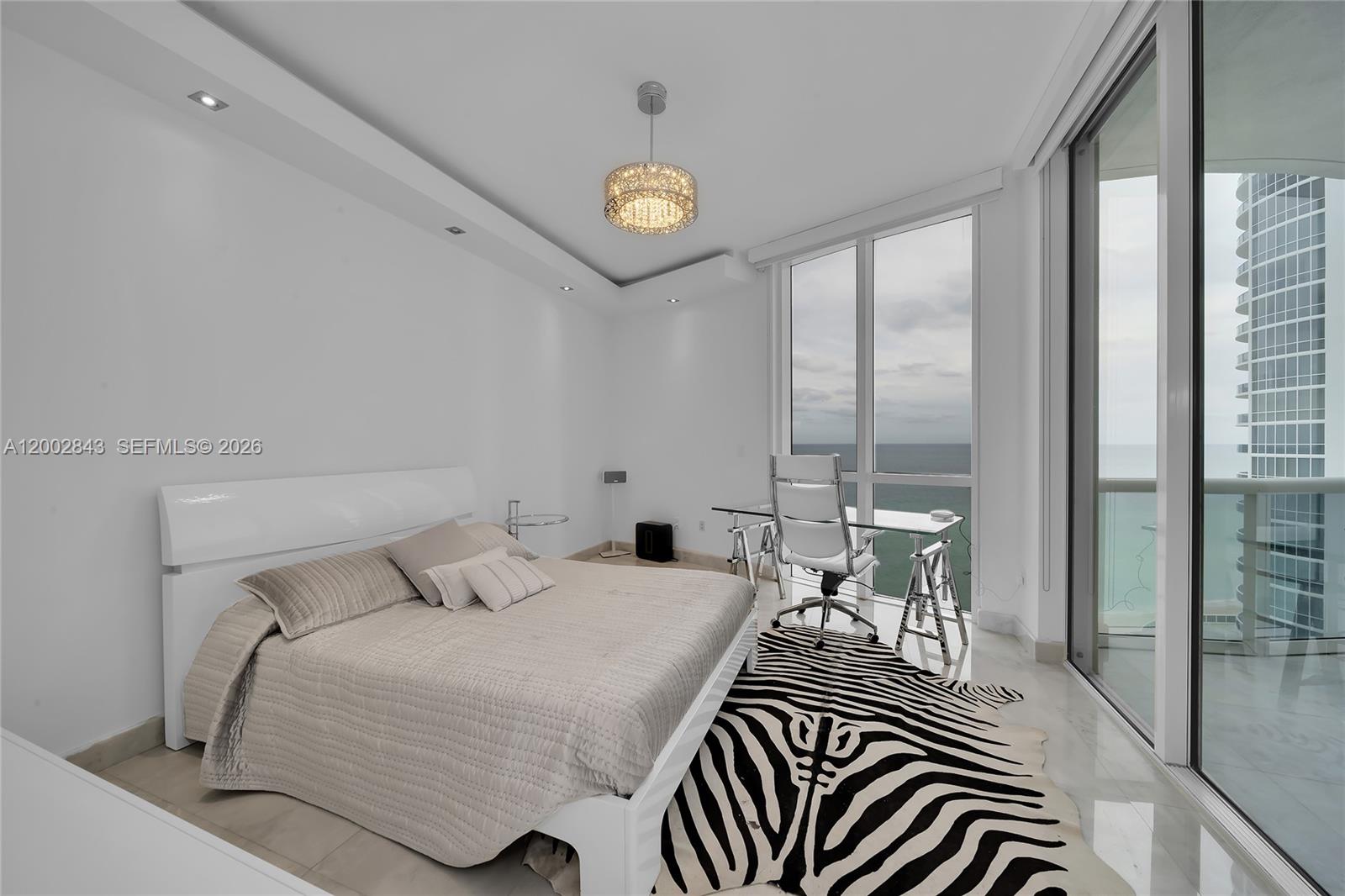 1406 3 / 4 2563 sq. ft. $ 2026-04-17 0 Photo