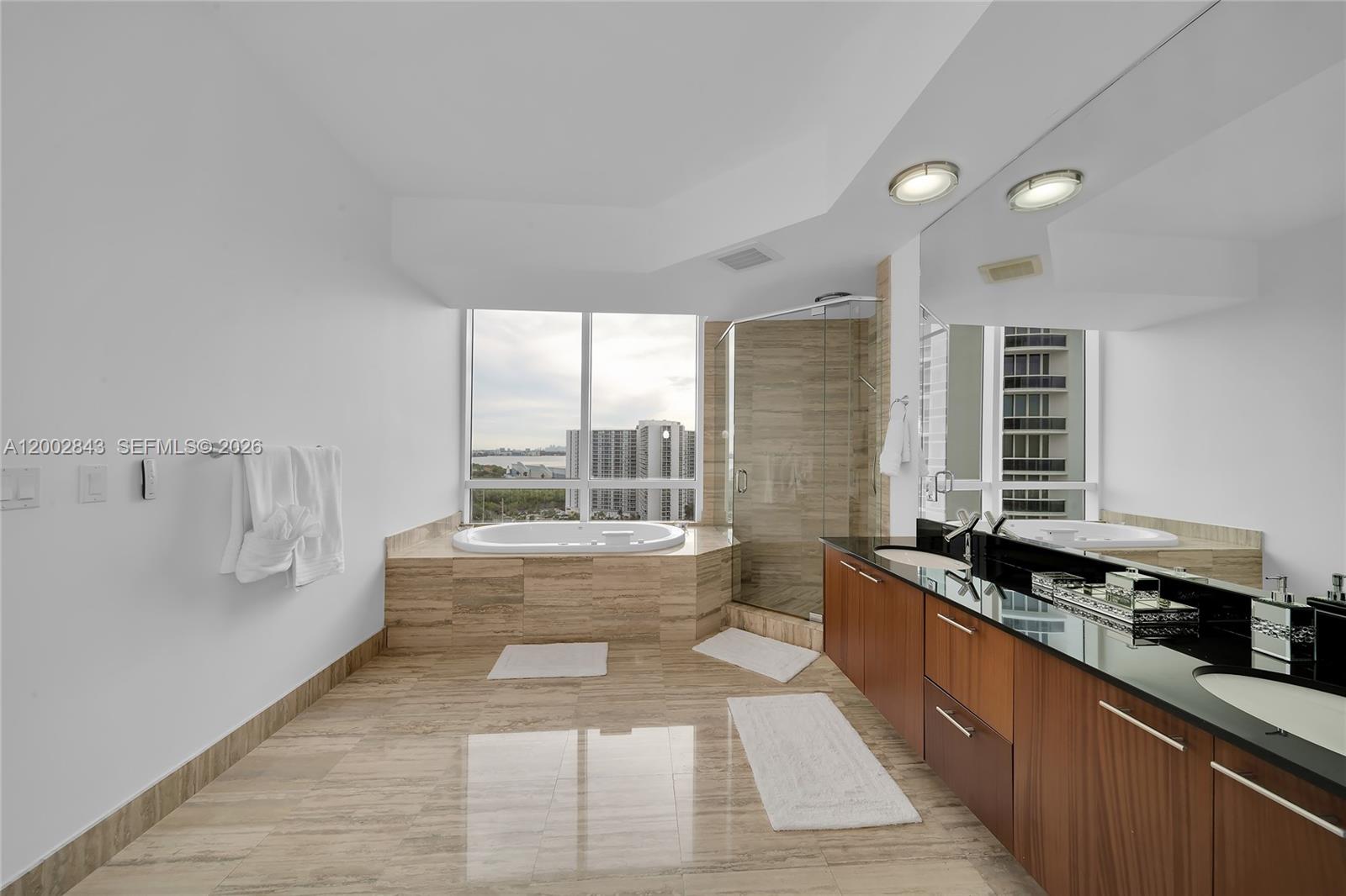 1406 3 / 4 2563 sq. ft. $ 2026-04-17 0 Photo