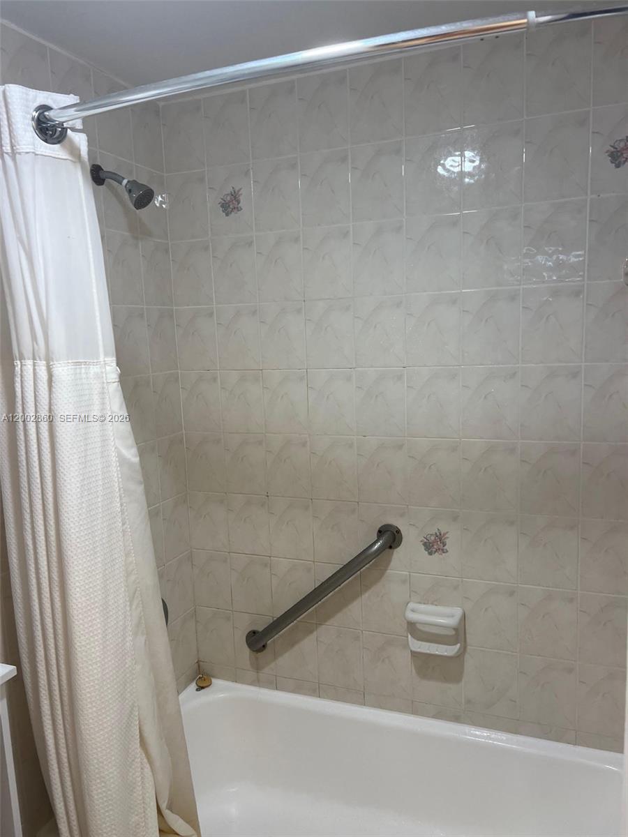 1410 2 / 2 1220 sq. ft. $ 2026-07-02 0 Photo