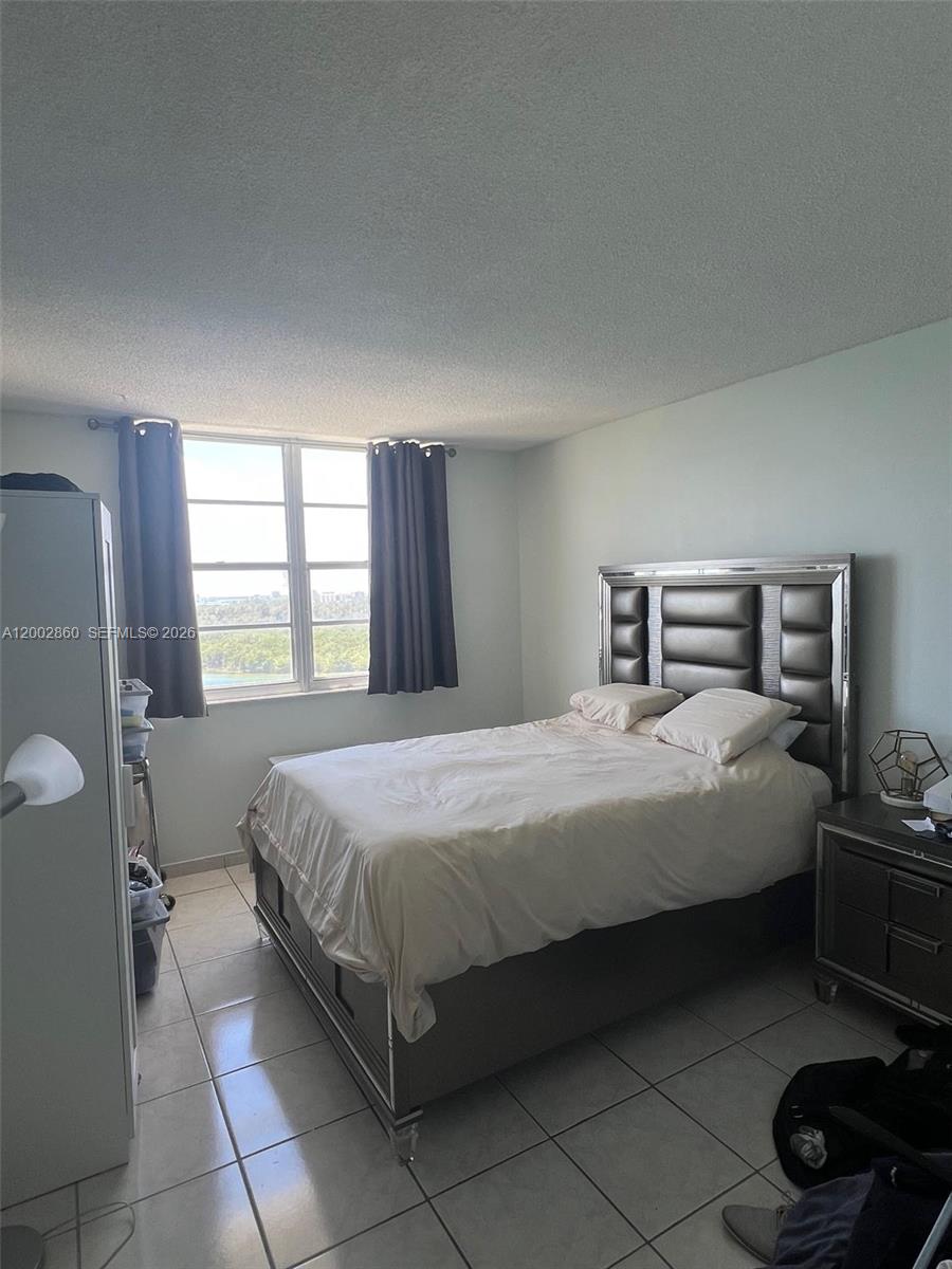 1410 2 / 2 1220 sq. ft. $ 2026-05-06 0 Photo