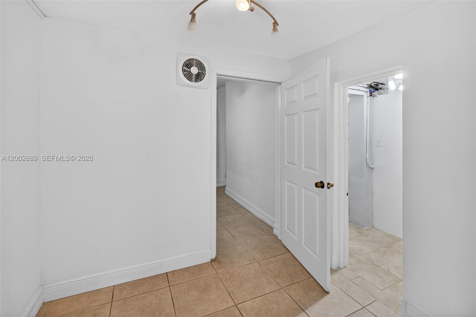   /  1824 sq. ft. $ 2026-04-17 0 Photo