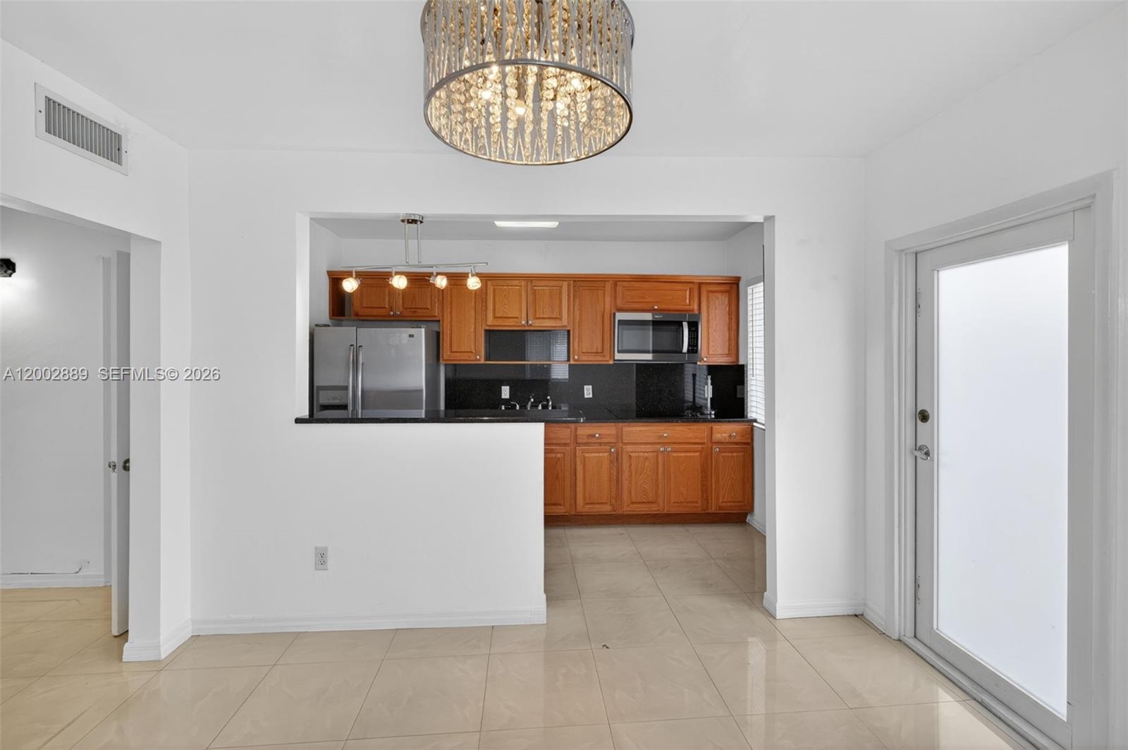   /  1824 sq. ft. $ 2026-04-17 0 Photo
