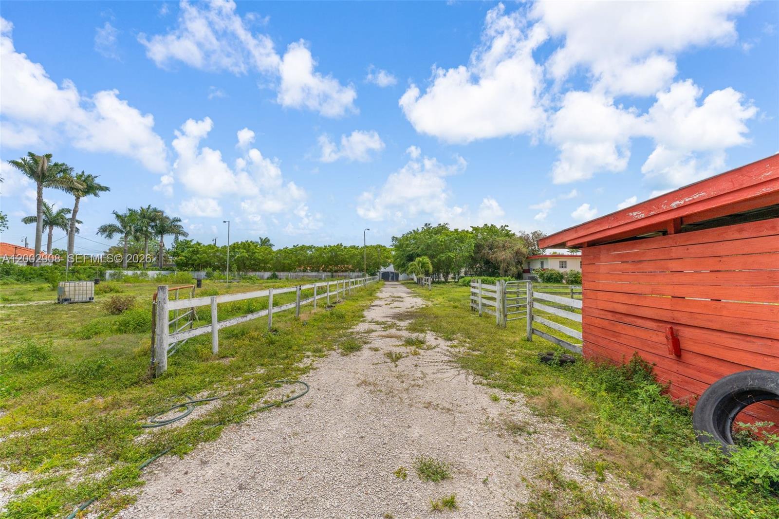   /   sq. ft. $ 2026-04-17 0 Photo
