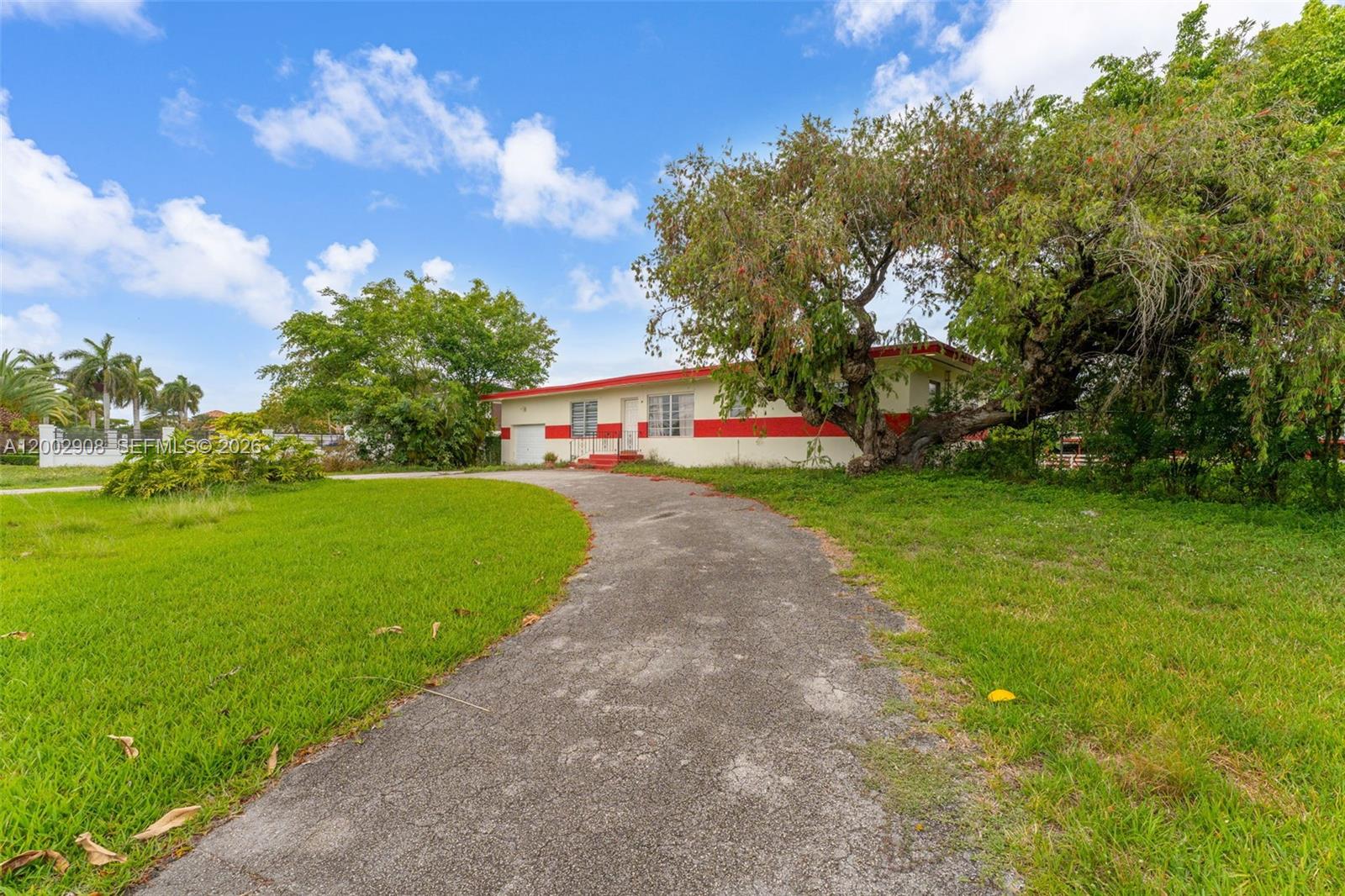   /   sq. ft. $ 2026-04-17 0 Photo
