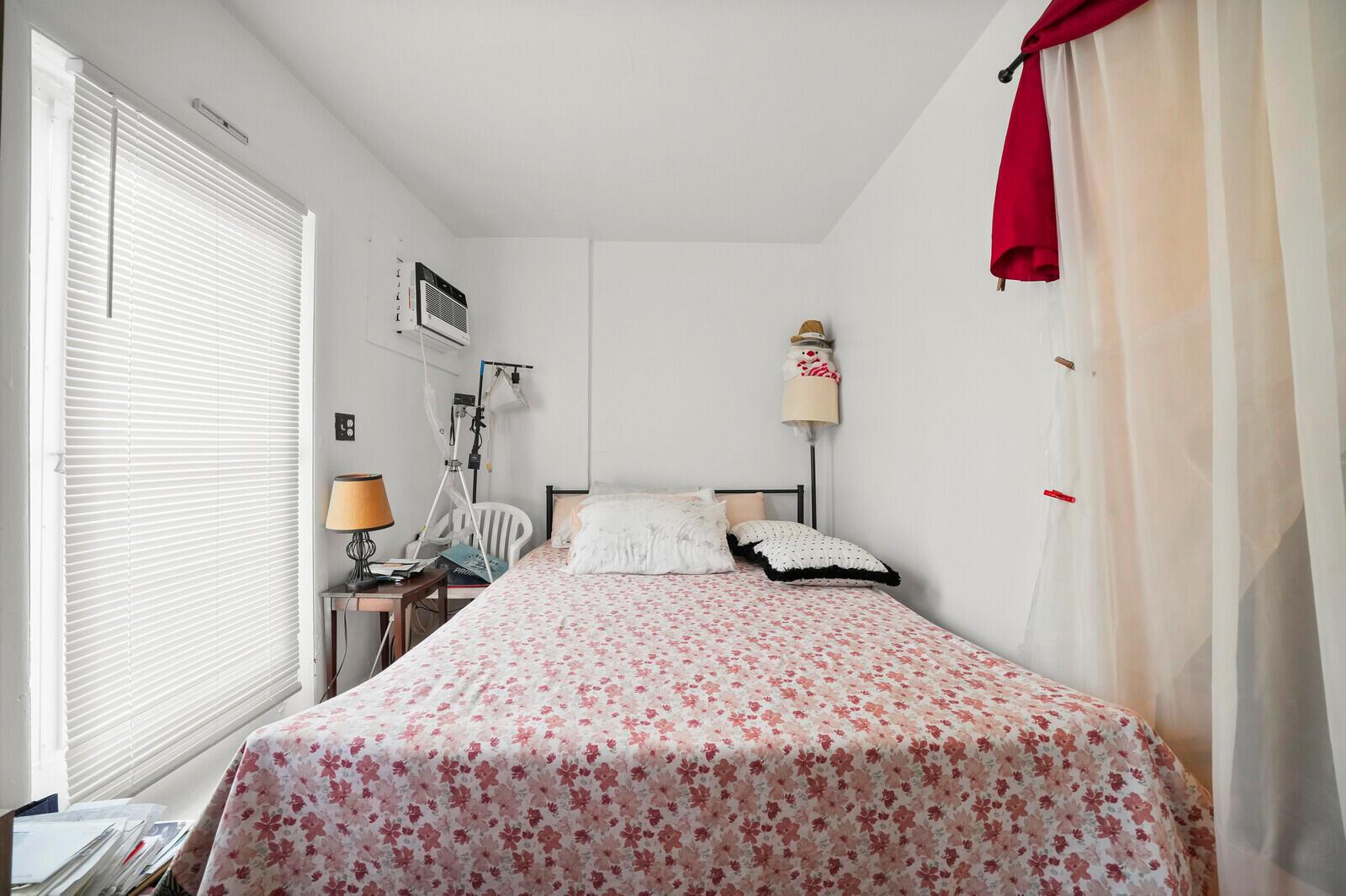 Ver detalles / 0 2297 sq. ft. $ 2026-06-21 0 foto