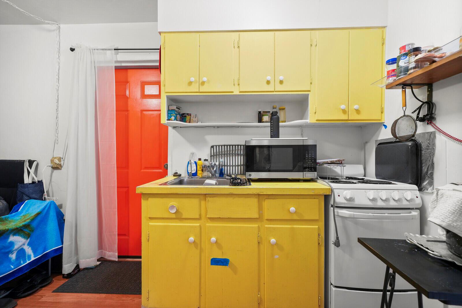 Ver detalles / 0 2297 sq. ft. $ 2026-06-21 0 foto
