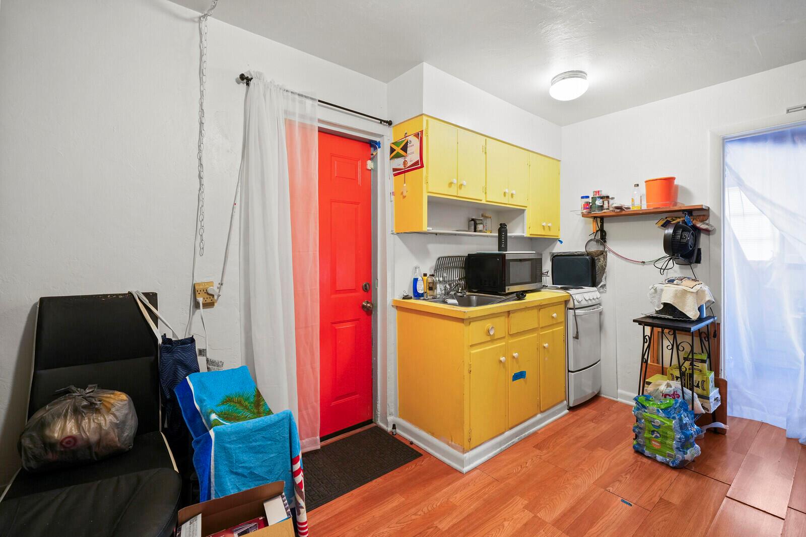 Ver detalles / 0 2297 sq. ft. $ 2026-06-21 0 foto