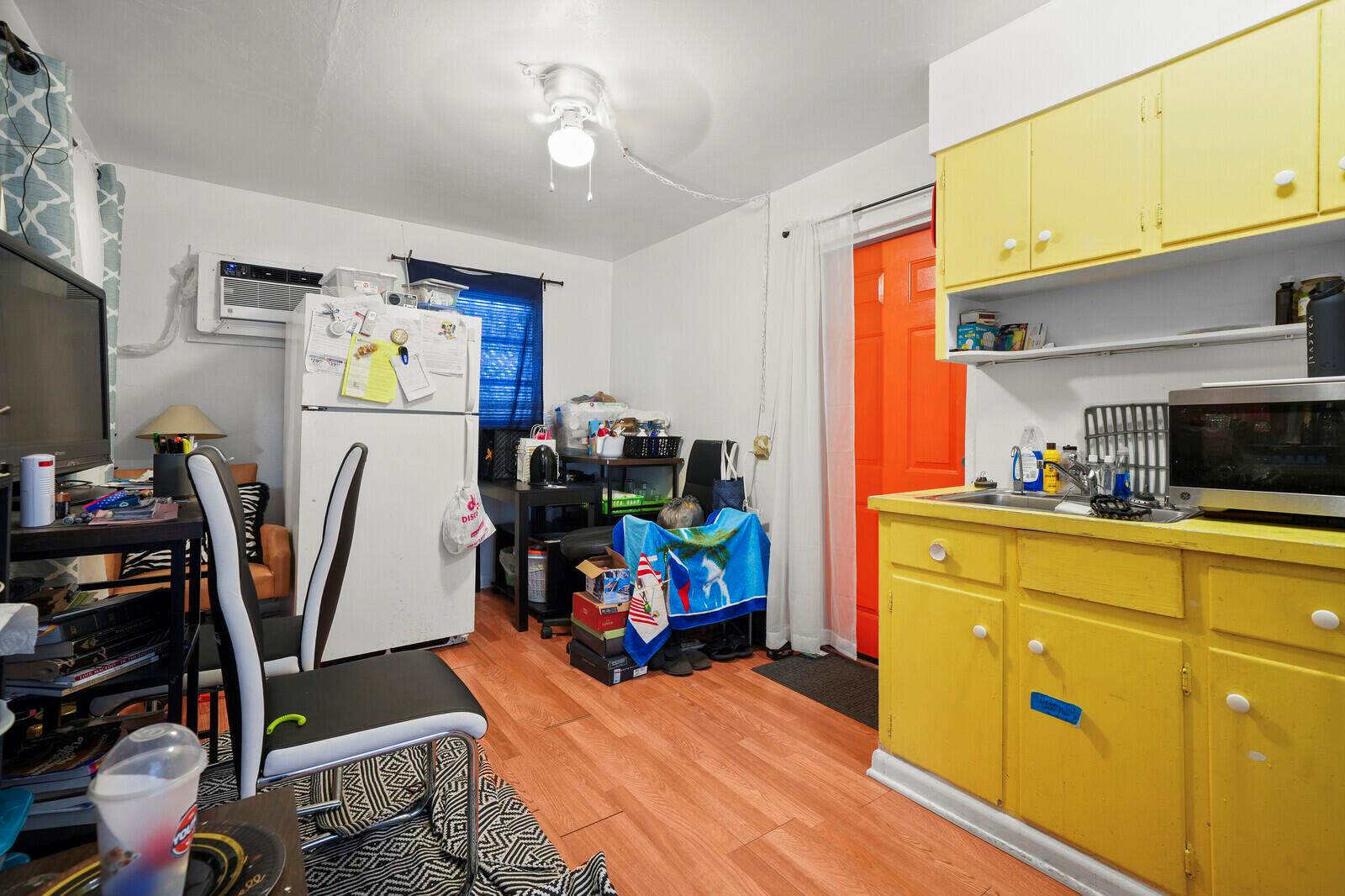 Ver detalles / 0 2297 sq. ft. $ 2026-06-21 0 foto