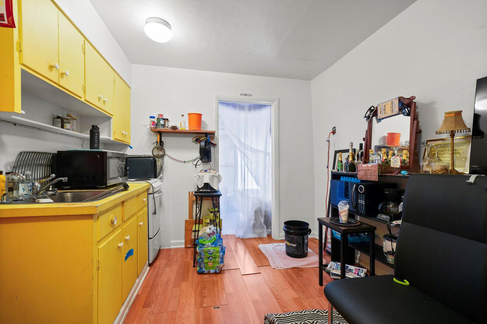 Ver detalles / 0 2297 sq. ft. $ 2026-06-21 0 foto