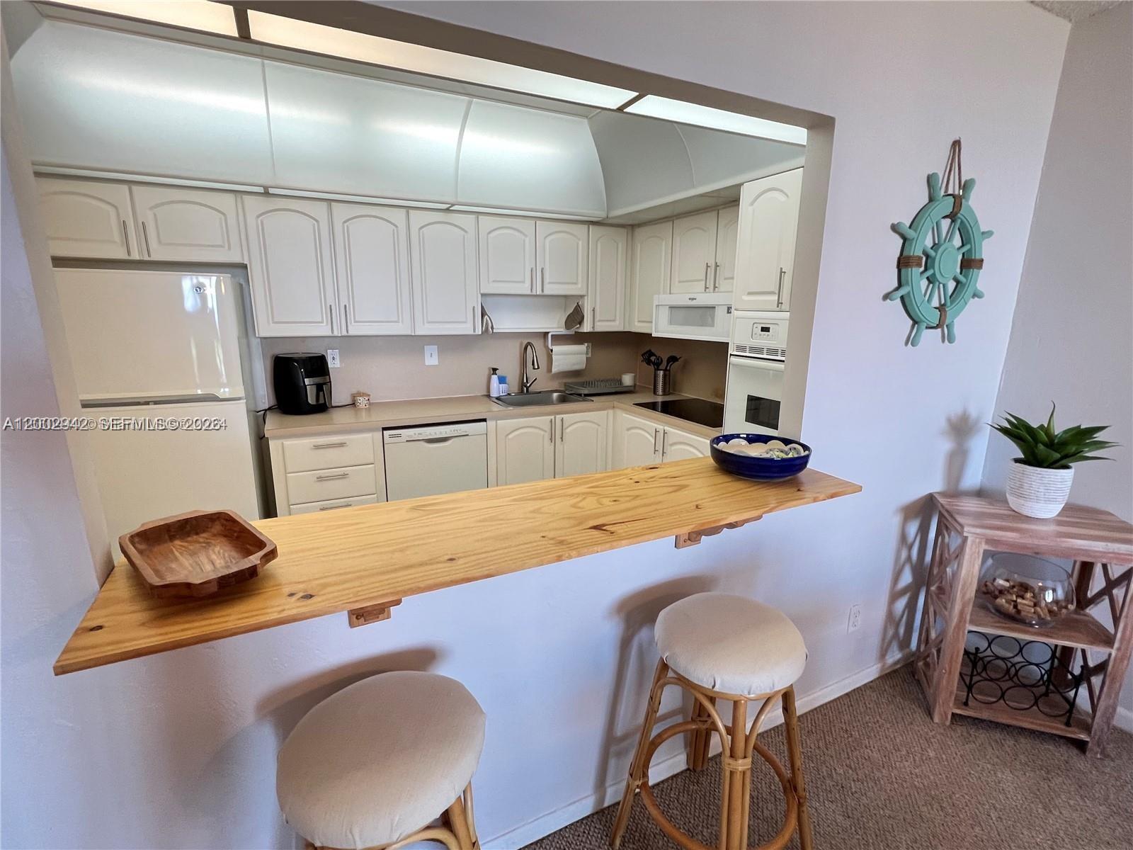 Photo of 19380 Collins Ave  #818, Sunny Isles Beach, Florida, 33160 - 