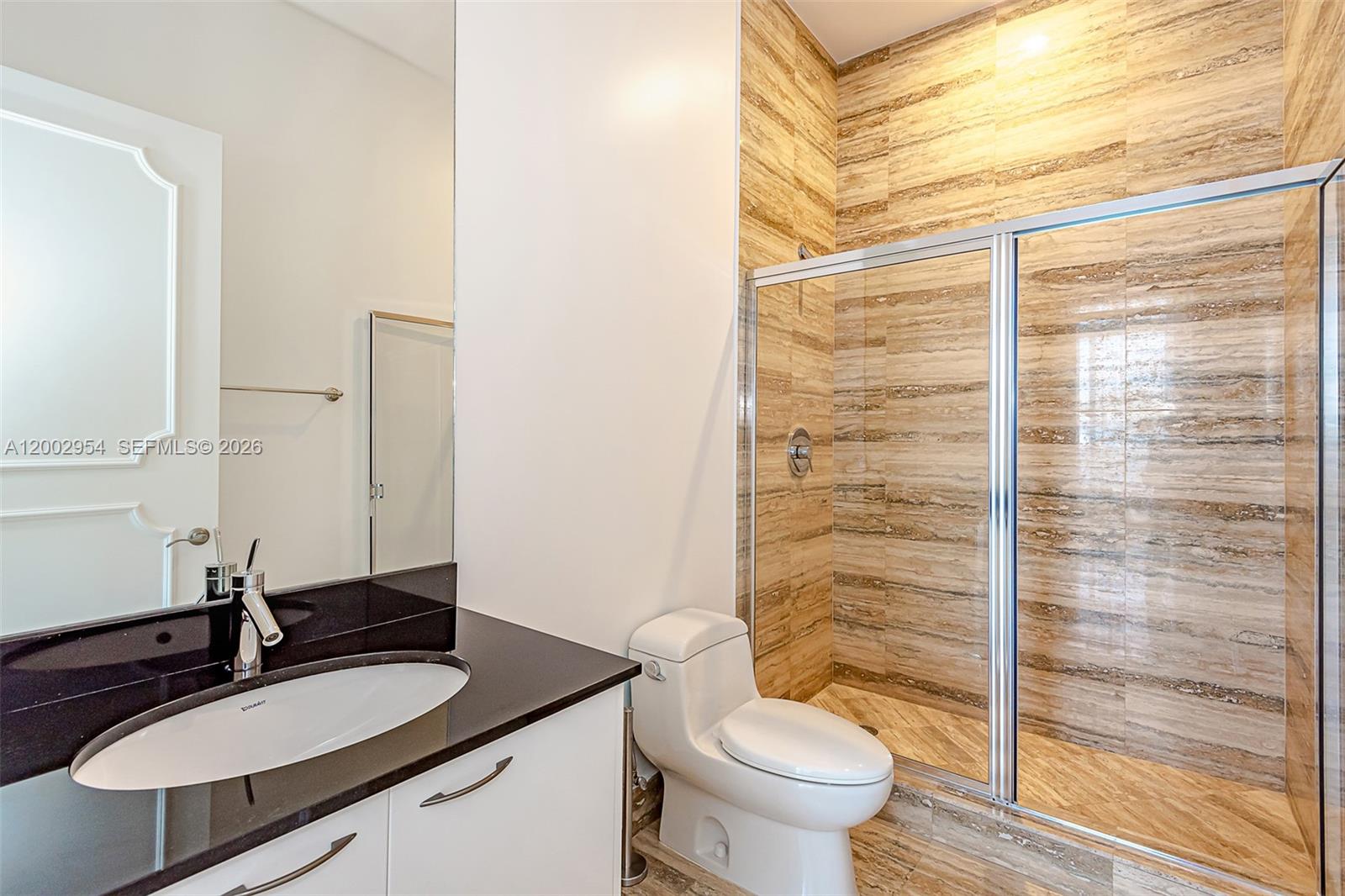 4302 3 / 4 1979 sq. ft. $ 2026-04-17 0 Photo