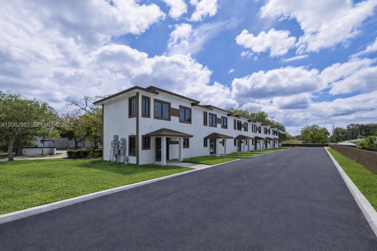   /   sq. ft. $ 2026-04-17 0 Photo