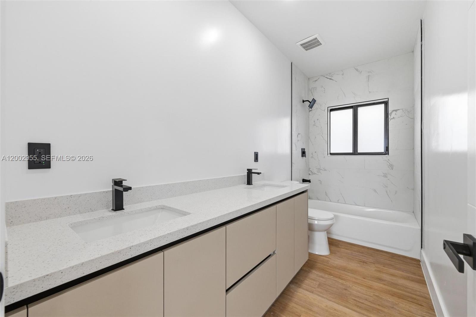   /   sq. ft. $ 2026-04-17 0 Photo