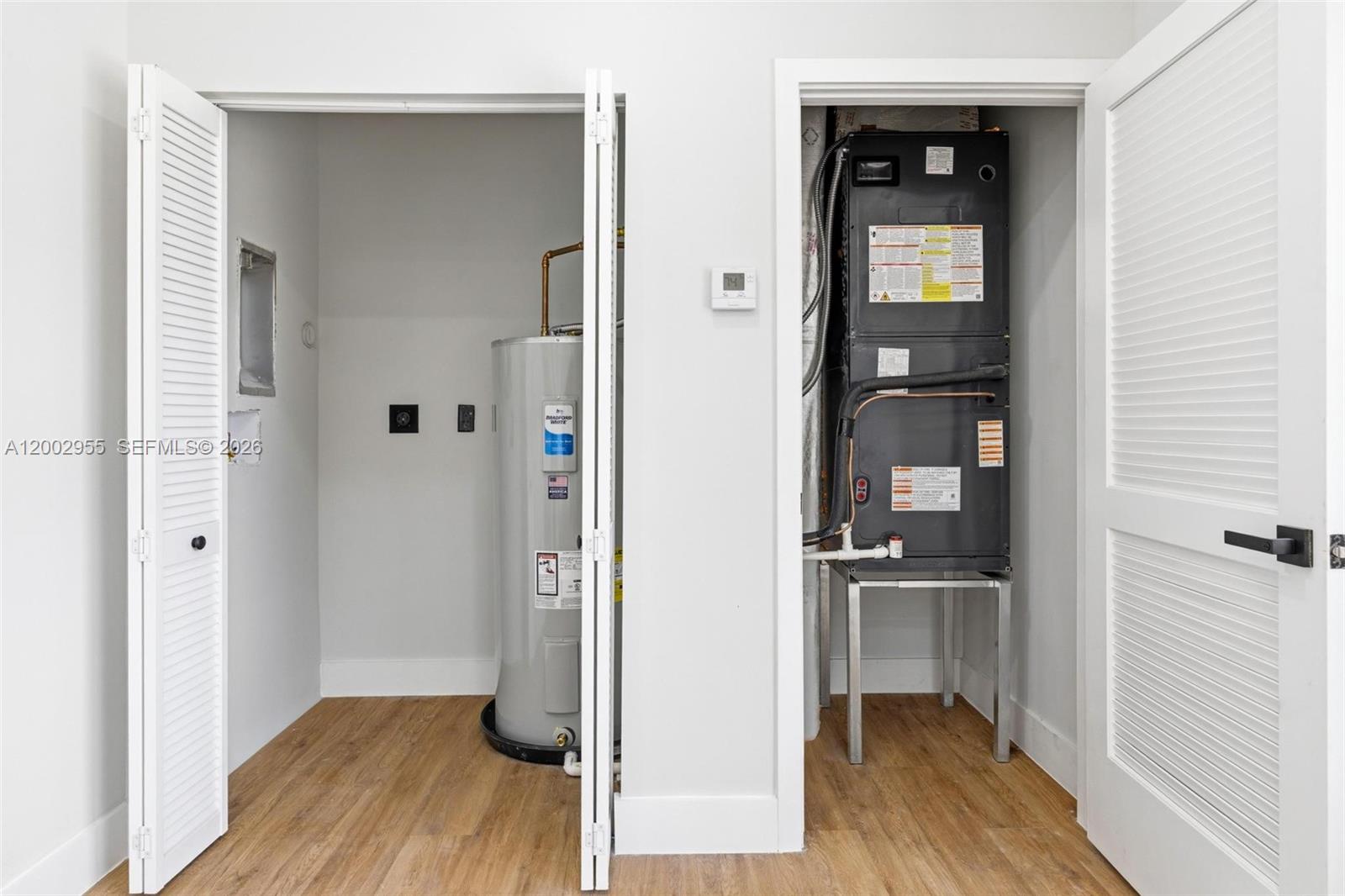   /   sq. ft. $ 2026-04-17 0 Photo