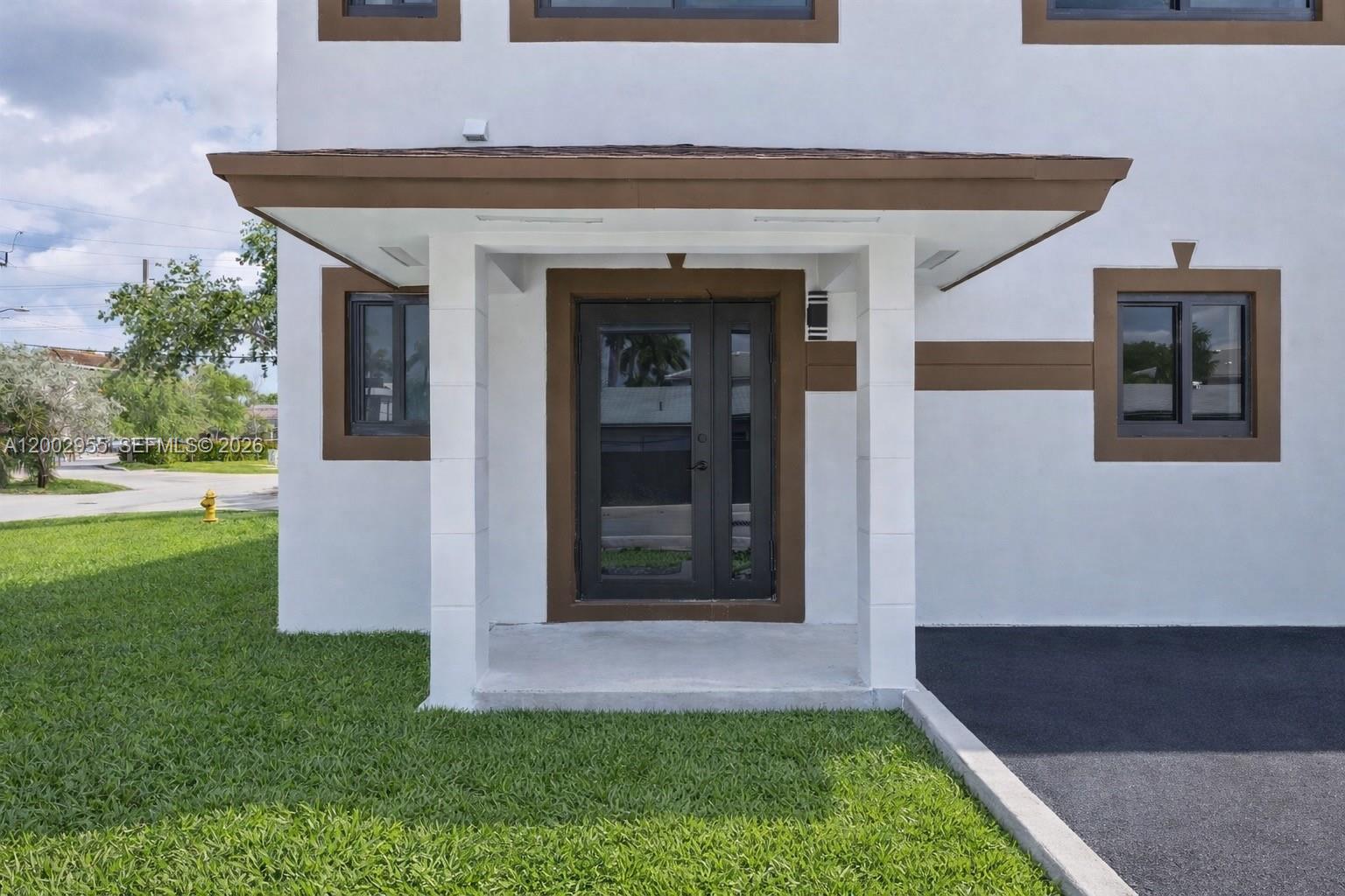   /   sq. ft. $ 2026-04-17 0 Photo