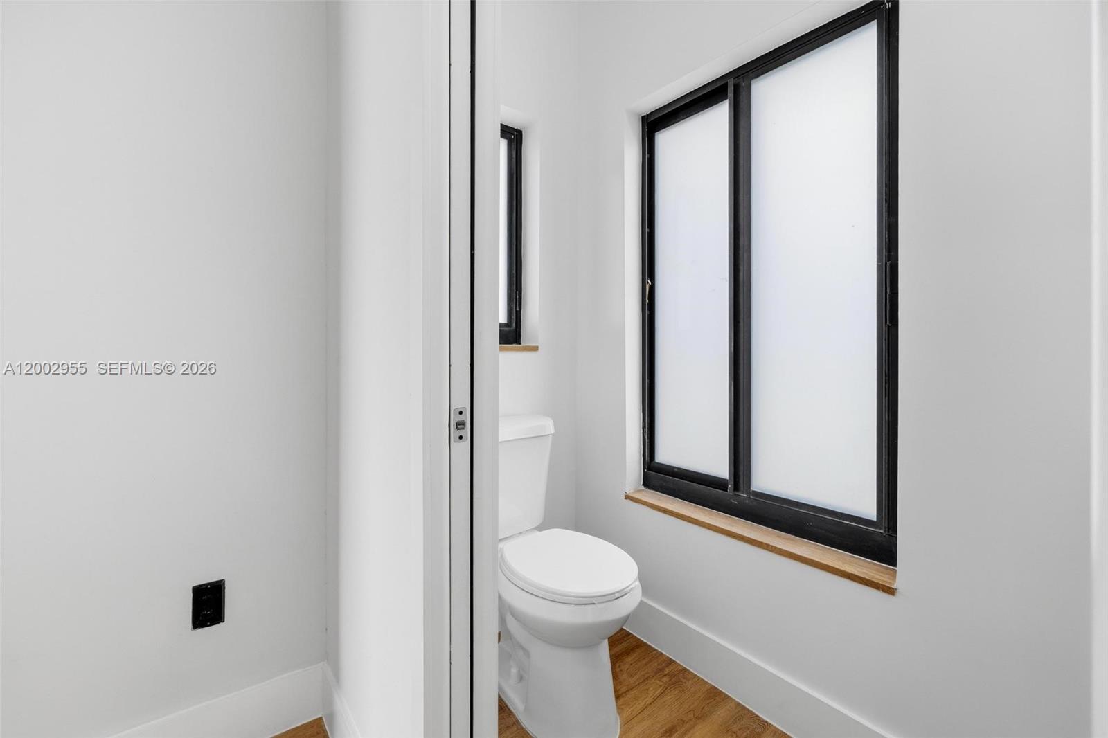   /   sq. ft. $ 2026-04-17 0 Photo