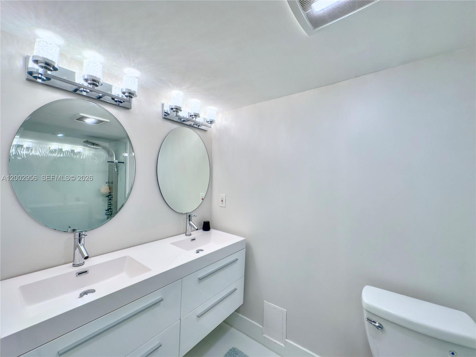 Photo of 2030 Ocean Dr  #1922, Hallandale Beach, Florida, 33009 - 