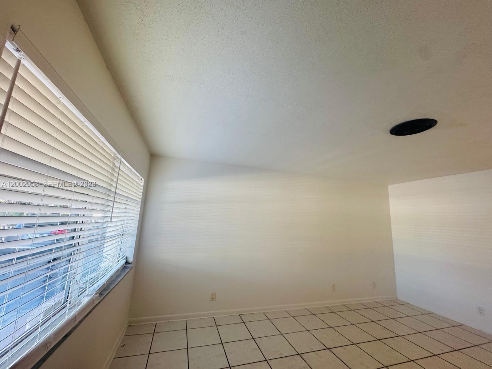   /  2483 sq. ft. $ 2026-04-17 0 Photo