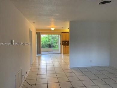   /  2483 sq. ft. $ 2026-04-17 0 Photo