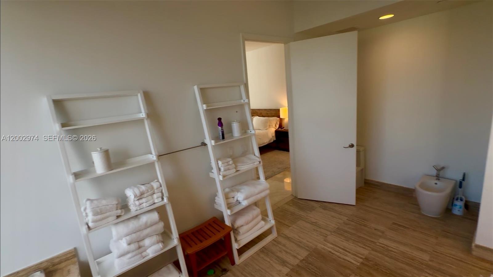 1804 3 / 4 2327 sq. ft. $ 2026-04-17 0 Photo