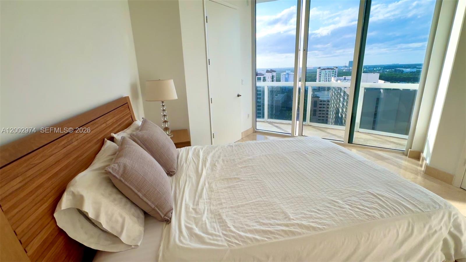 1804 3 / 4 2327 sq. ft. $ 2026-04-17 0 Photo