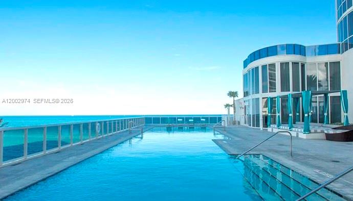 1804 3 / 4 2327 sq. ft. $ 2026-04-17 0 Photo