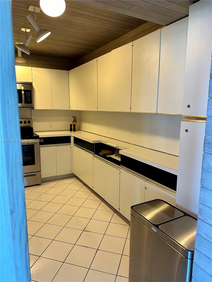 See details 1503 2 / 2 1331 sq. ft. $ 2026-04-17 0 Photo