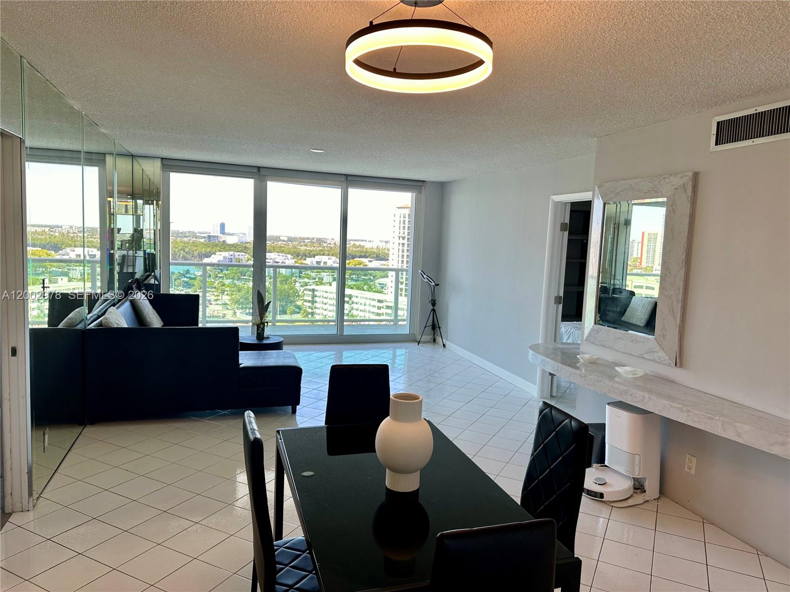 See details 1503 2 / 2 1331 sq. ft. $ 2026-04-17 0 Photo