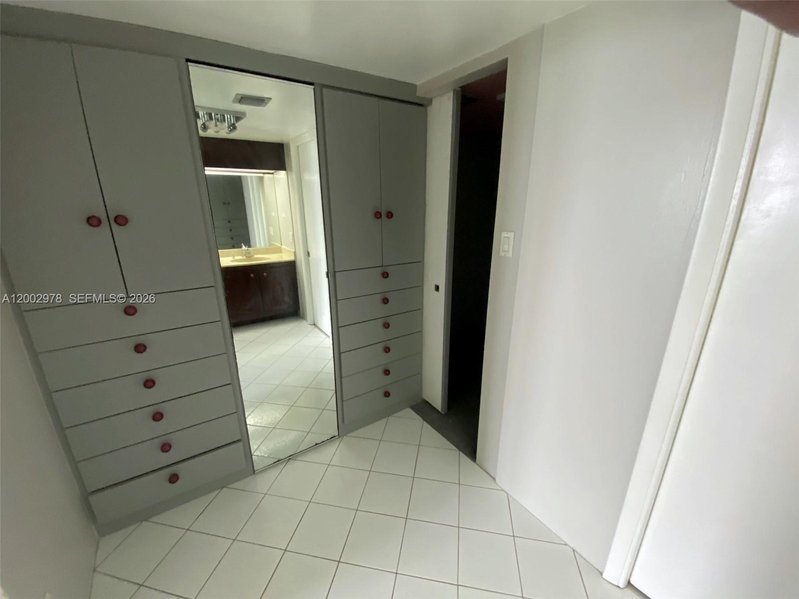See details 1503 2 / 2 1331 sq. ft. $ 2026-04-17 0 Photo