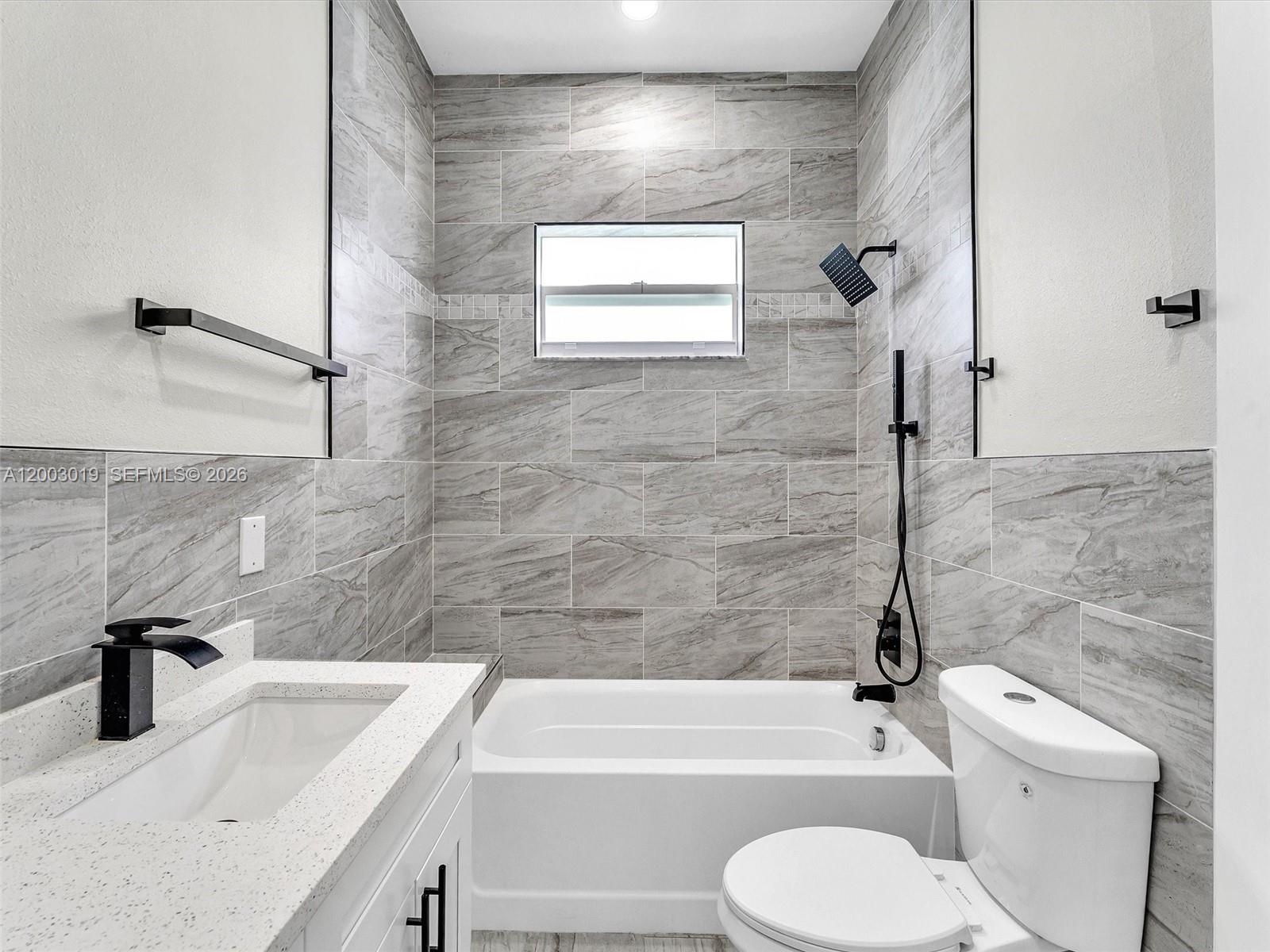   /  3378 sq. ft. $ 2026-04-17 0 Photo