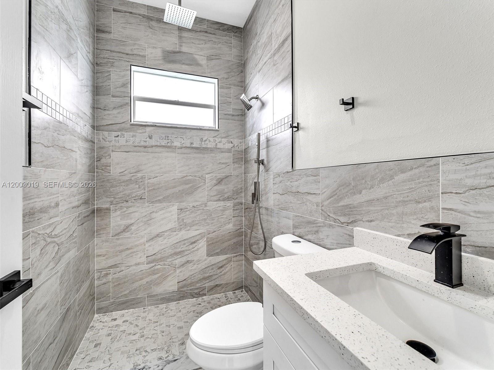   /  3378 sq. ft. $ 2026-04-17 0 Photo