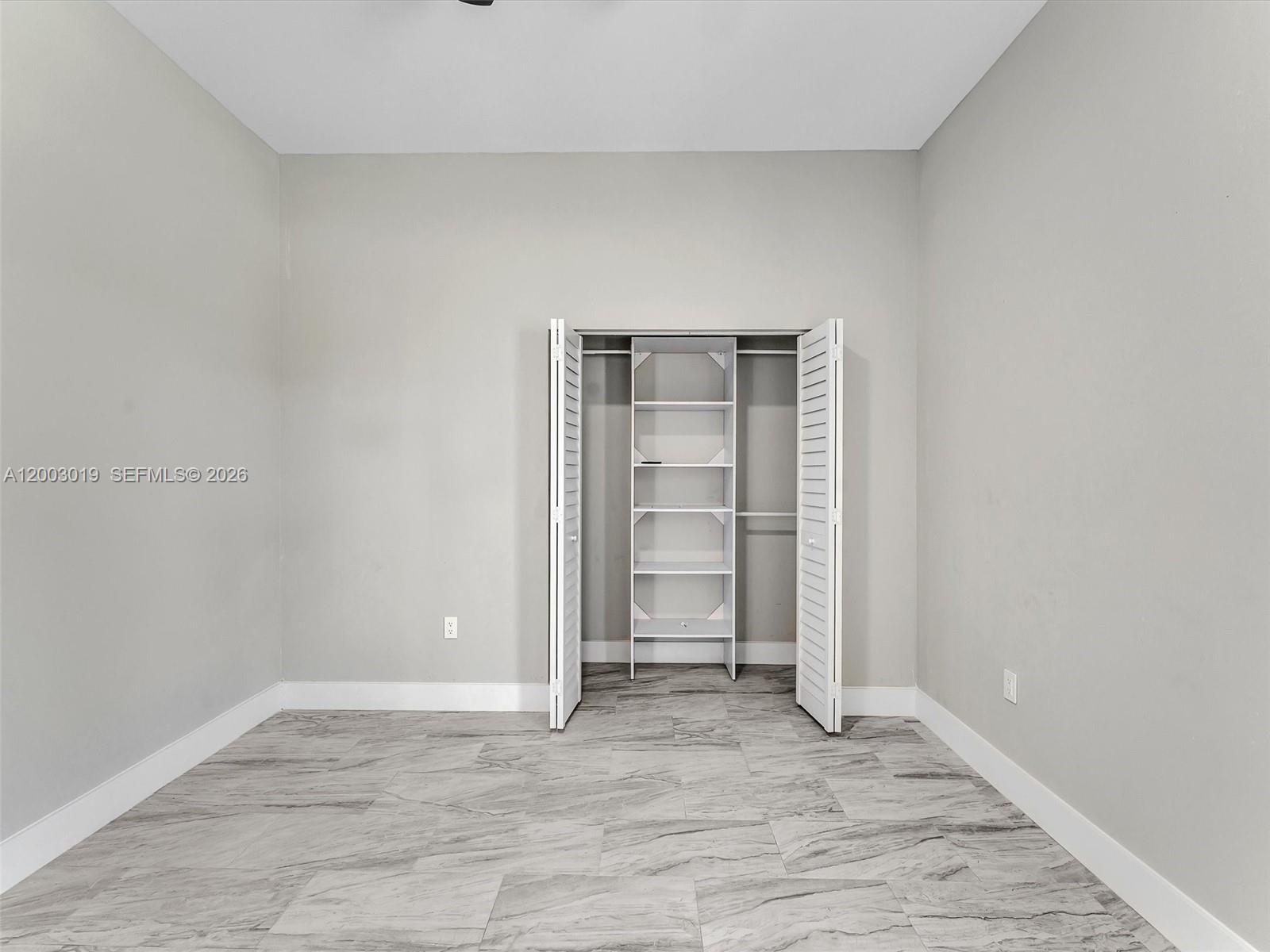   /  3378 sq. ft. $ 2026-04-17 0 Photo