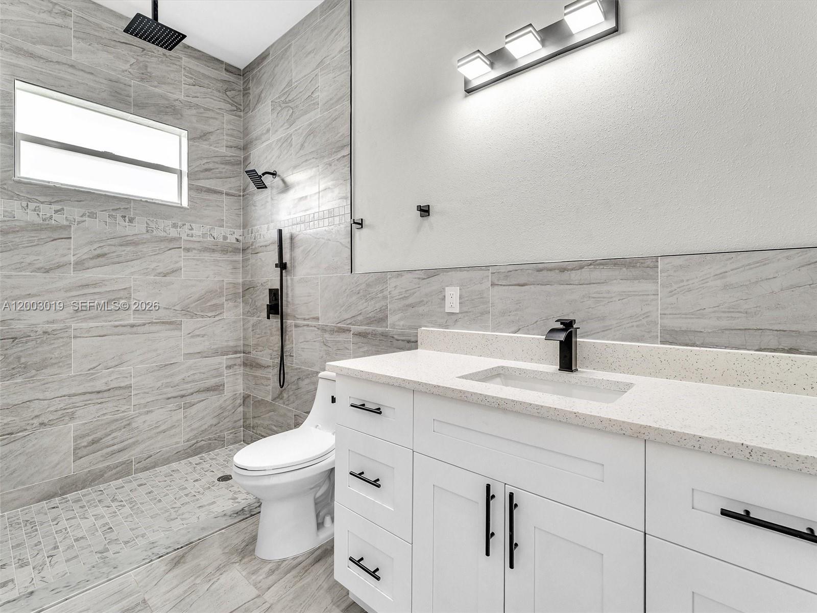   /  3378 sq. ft. $ 2026-04-17 0 Photo