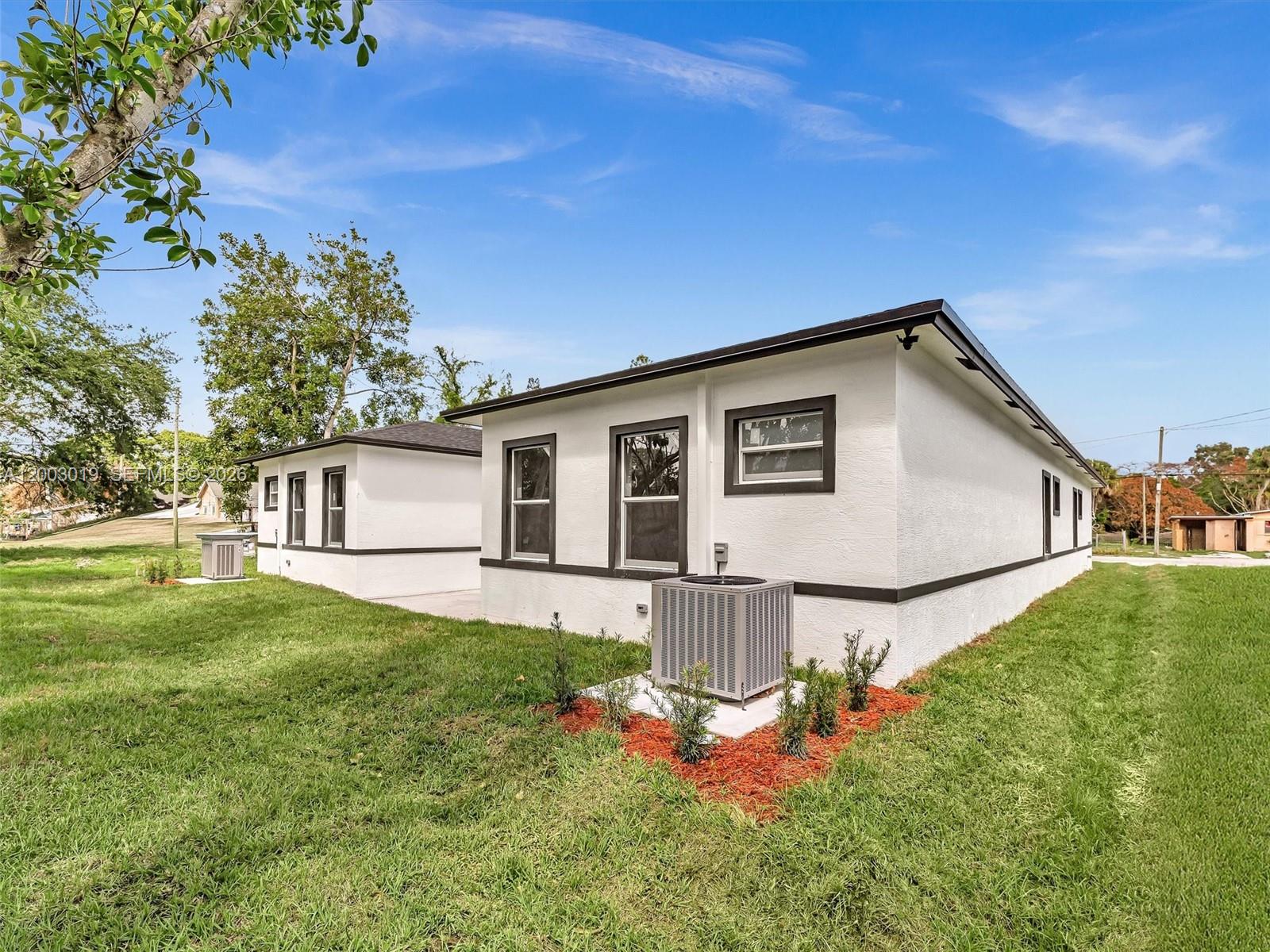   /  3378 sq. ft. $ 2026-04-17 0 Photo