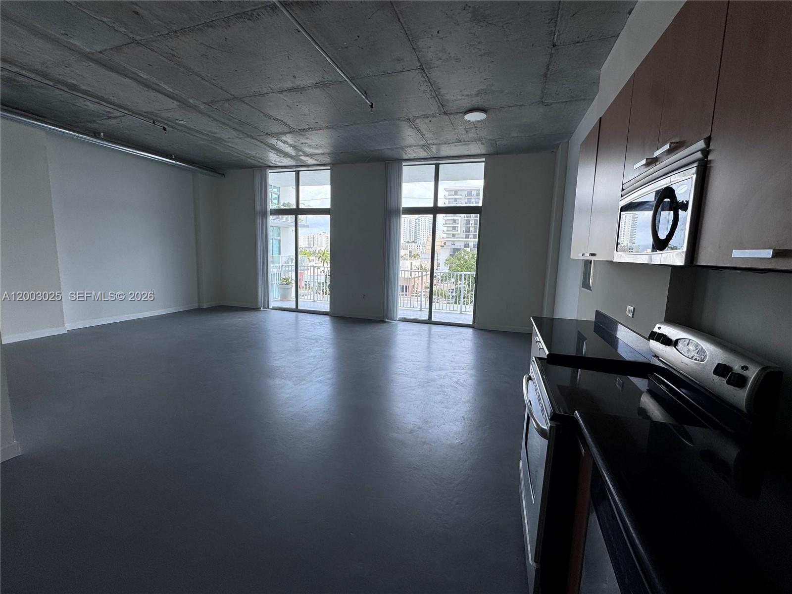 Photo of 2100 Van Buren St  #412, Hollywood, Florida, 33020 - 