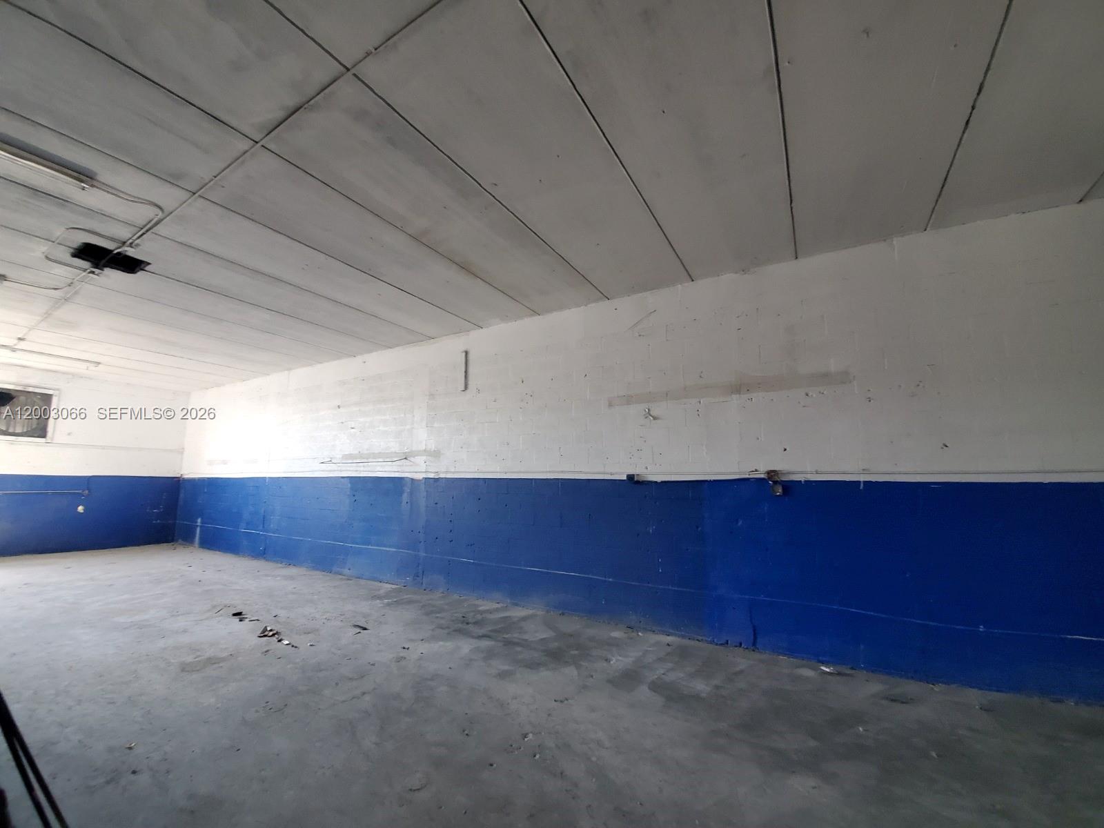   /   sq. ft. $ 2026-04-17 0 Photo