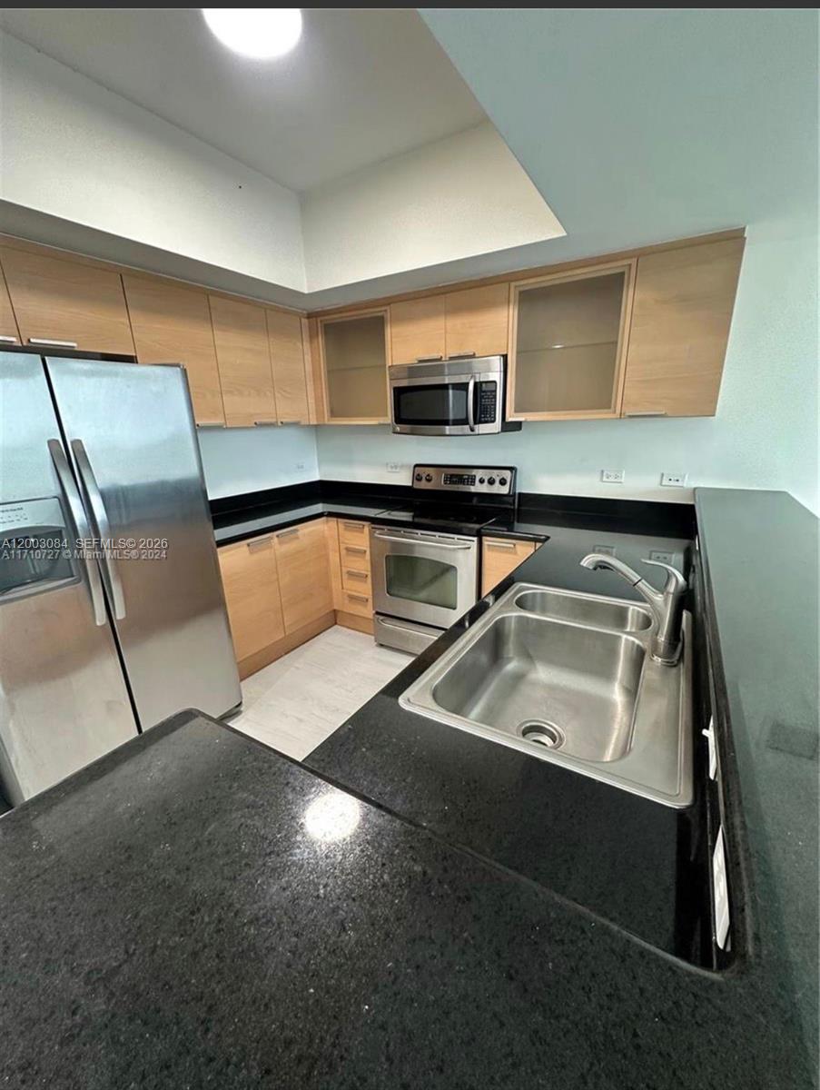 Photo of 140 Dixie Hwy  #707, Hollywood, Florida, 33020 - 