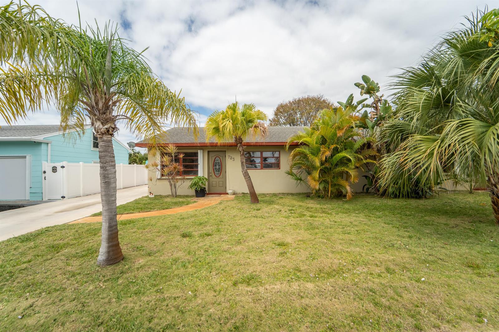 Ver detalles / 0 2952 sq. ft. $ 2026-06-15 0 foto