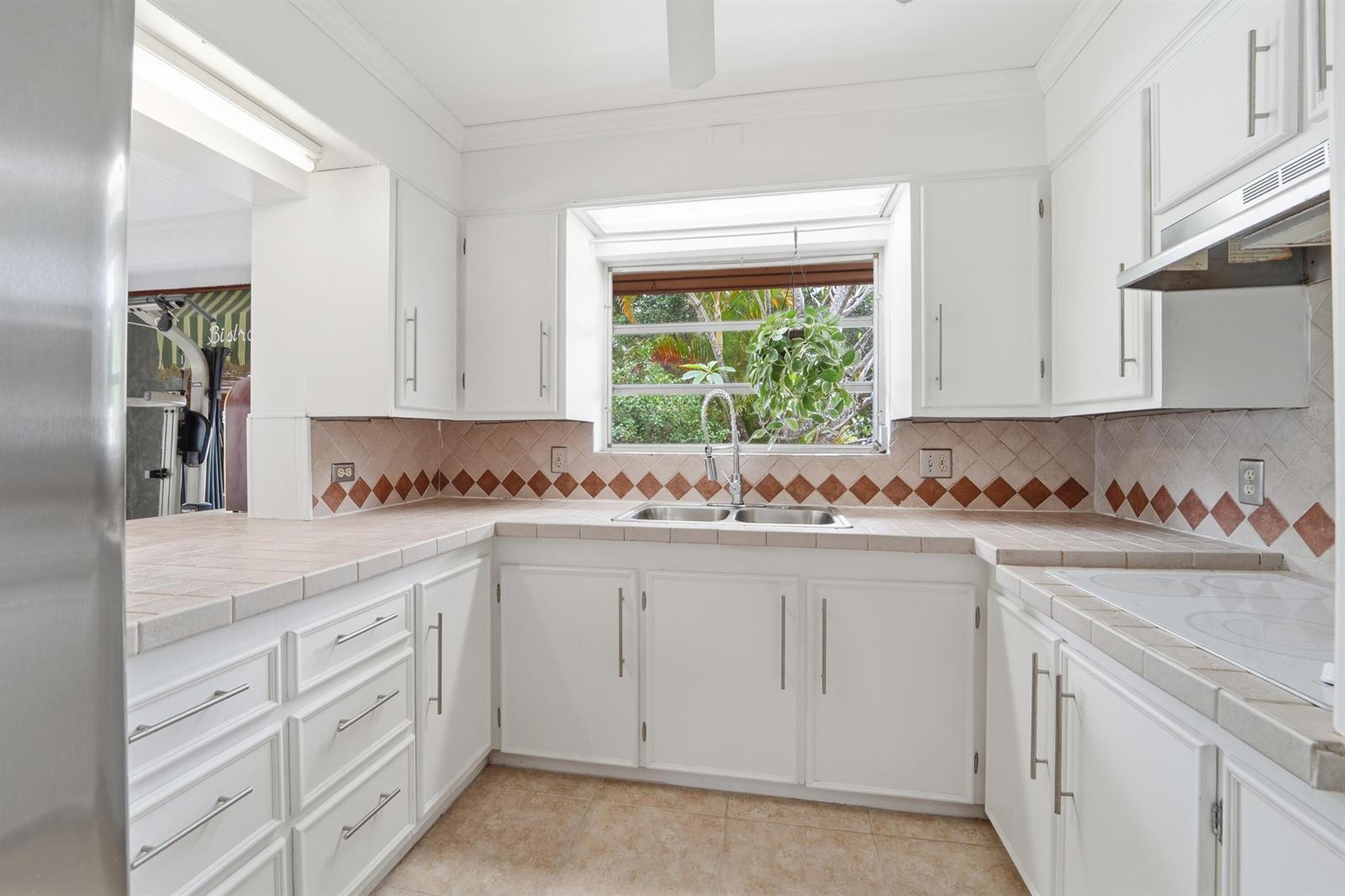 Ver detalles / 0 2952 sq. ft. $ 2026-06-15 0 foto