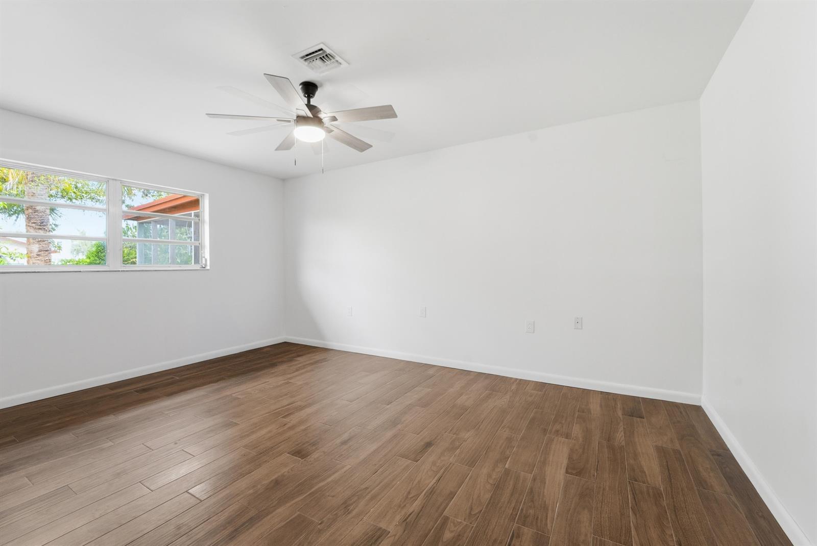 Ver detalles / 0 2952 sq. ft. $ 2026-06-15 0 foto